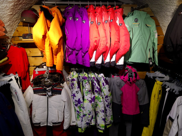 intersport-monetier-textile-serre-chevalier-briancon