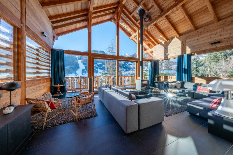Chalet Snowbird salon