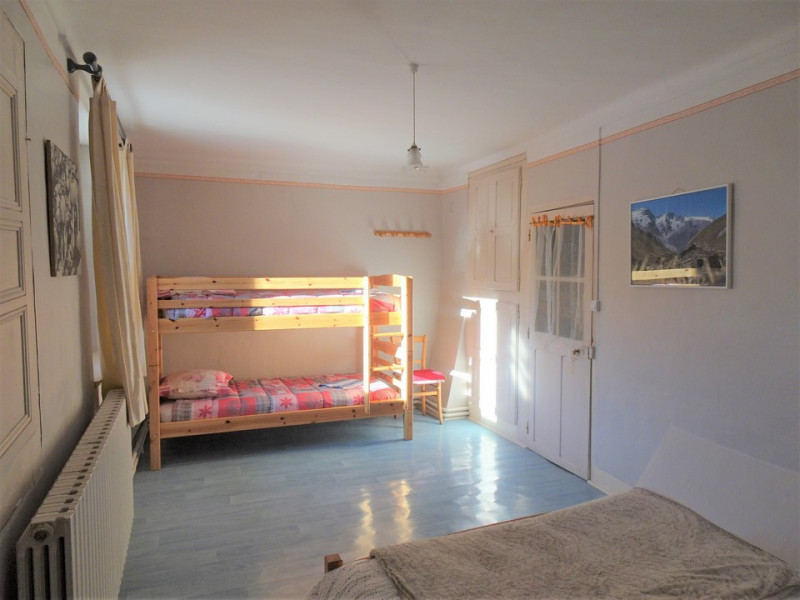 grande chambre à l'étage