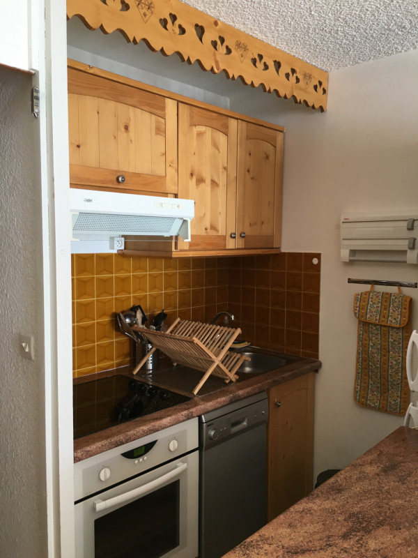 STUDIO CABIN AIGLE NOIR (JAN)_La Salle-les-Alpes