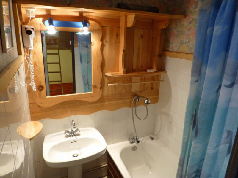 STUDIO CABINE AIGLON (ALB)_La Salle-les-Alpes