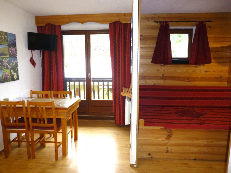 STUDIO CABINE AIGLON (ALB)_La Salle-les-Alpes