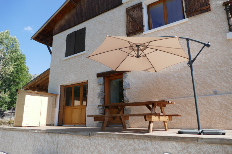 5-pieces-cabine-chalet-la-gardiole-exterieur-2-serre-chevalier-chantemerle