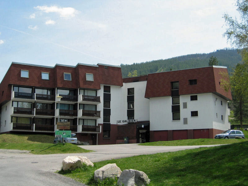 studio-cabine-galibier-chouk-parking-ete-serre-chevalier-villeneuve - © Barbe-Choukroun David studio-cabine-galibier-chouk-parking-ete-serre-chevalier-villeneuve