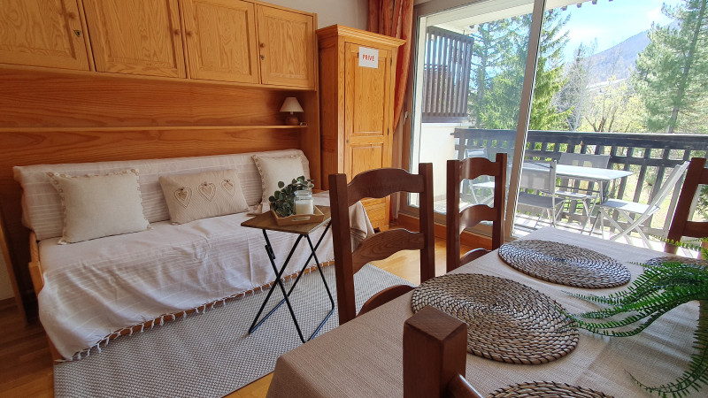 20260418-121042-10875800