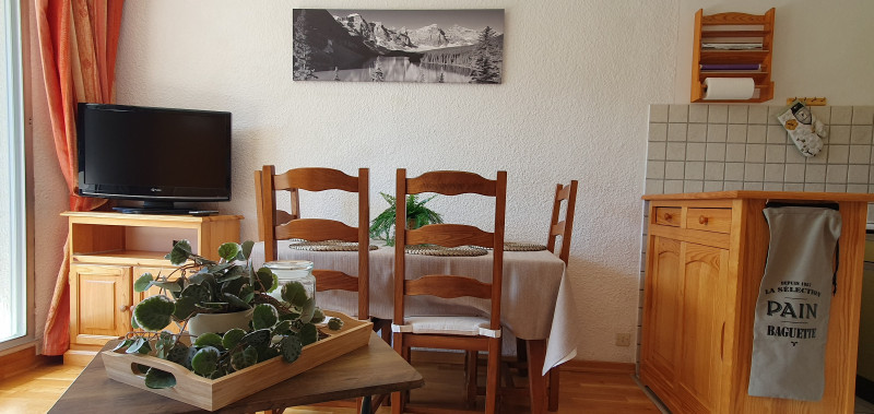 20260418-121418-10875810