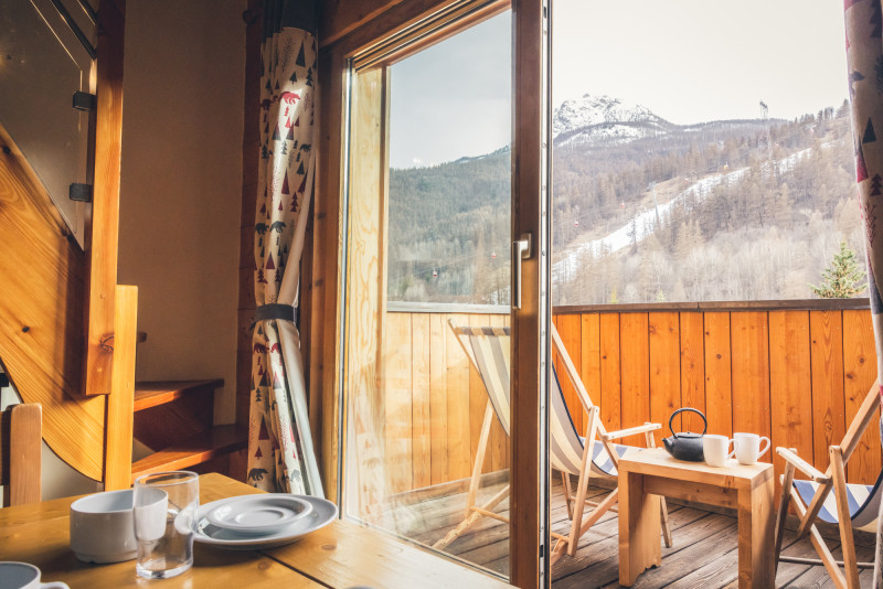 3-pieces-mezzanine-hameau-du-rocher-blanc-serre-or-beaumougl-3-balcon-serre-chevalier-chantemerle-10868049