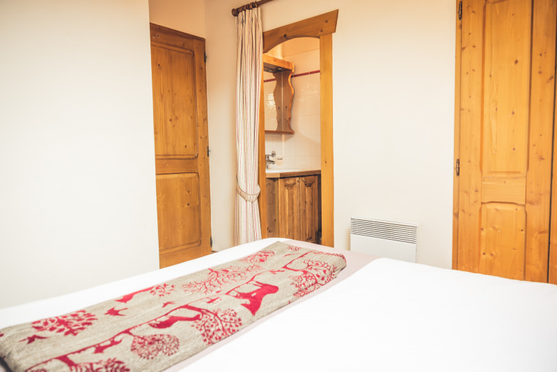 3-pieces-mezzanine-hameau-du-rocher-blanc-serre-or-beaumougl-lit-double-serre-chevalier-chantemerle-10868058