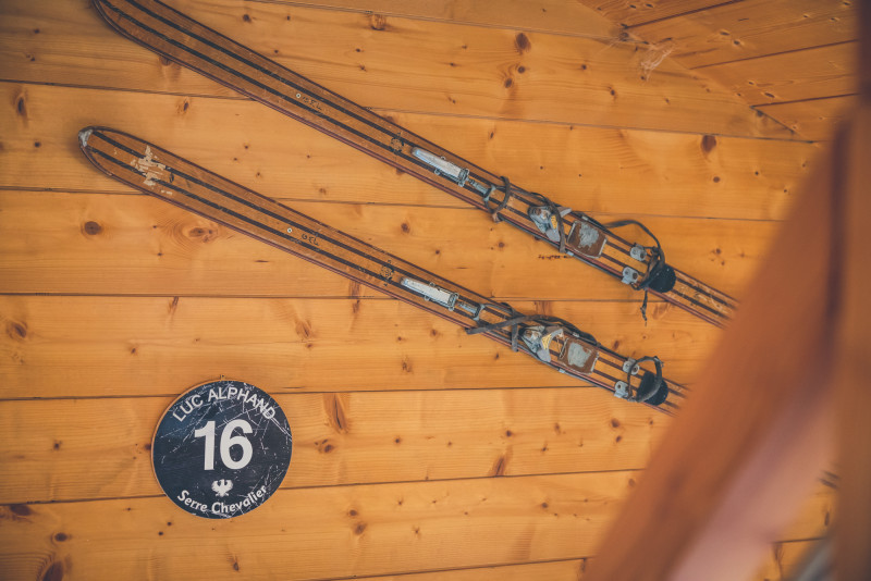 3-pieces-mezzanine-hameau-du-rocher-blanc-serre-or-beaumougl-skis-serre-chevalier-chantemerle-10868065