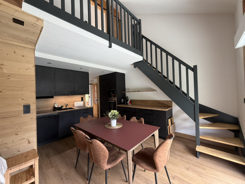 4-pieces-les-gentiantes-duh-cuisine1-serre-vchevalier-villeneuve-11333777