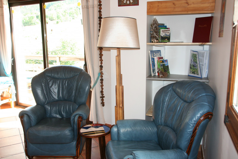 4-pieces-roche-noire-2-galln-salon-serre-chevalier-villeneuve-10837680