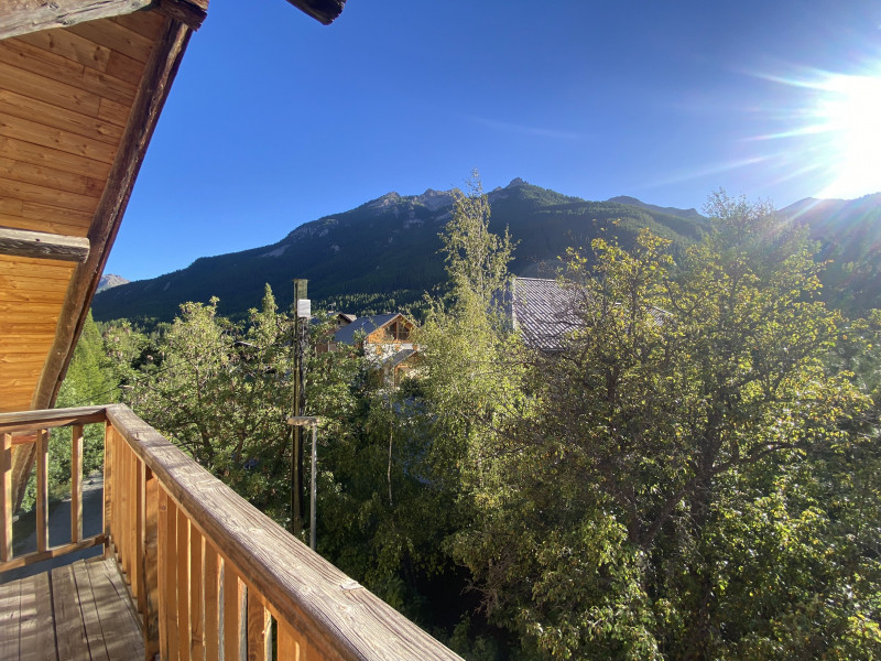 5-maison-corneille-god-ropiq-vue-ete-serre-chevalier-monetier