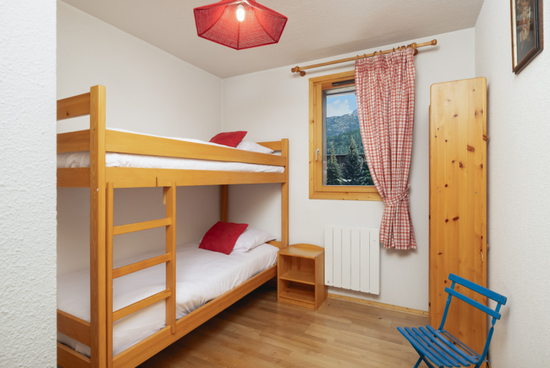 6-pieces-mezzanine-le-clos-soleil-bleu-elbmougl-lits-superpos-s-1-serre-chevalier-chantemerle-11752597