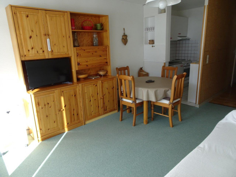 Raymond Robert Raymond Robert