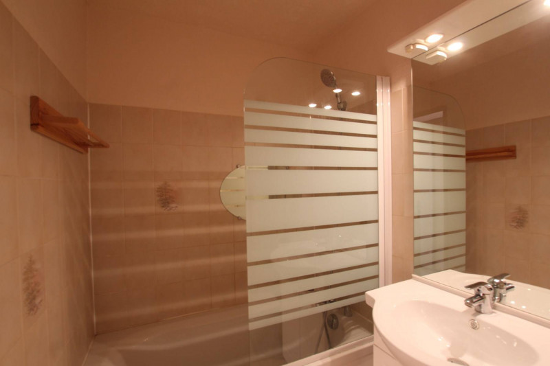 _clients_210510004_photos_10520l_9889988 _clients_210510004_photos_10520l_9889988