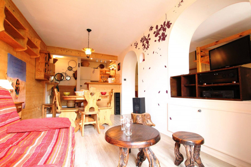 _clients_210510004_photos_11681h_10010529