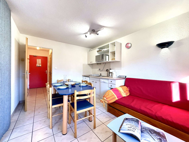 _clients_210510004_photos_11701t_10900576