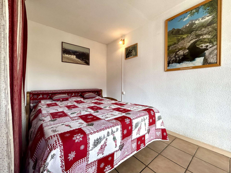 _clients_210510004_photos_11703i_10923175