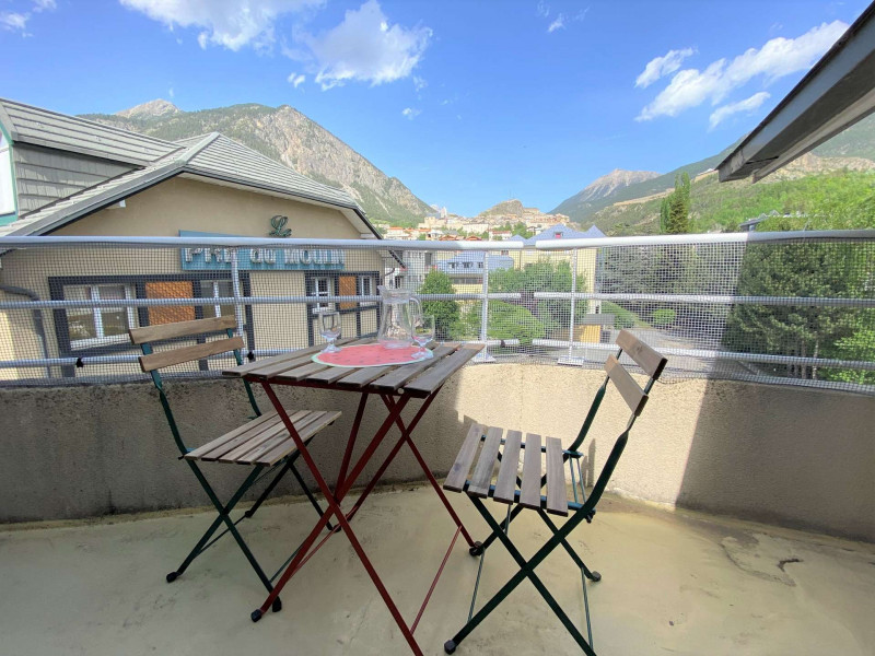 _clients_210510004_photos_11719t_9700897 _clients_210510004_photos_11719t_9700897