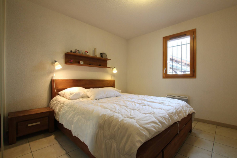 _clients_210510004_photos_12212g_10774004