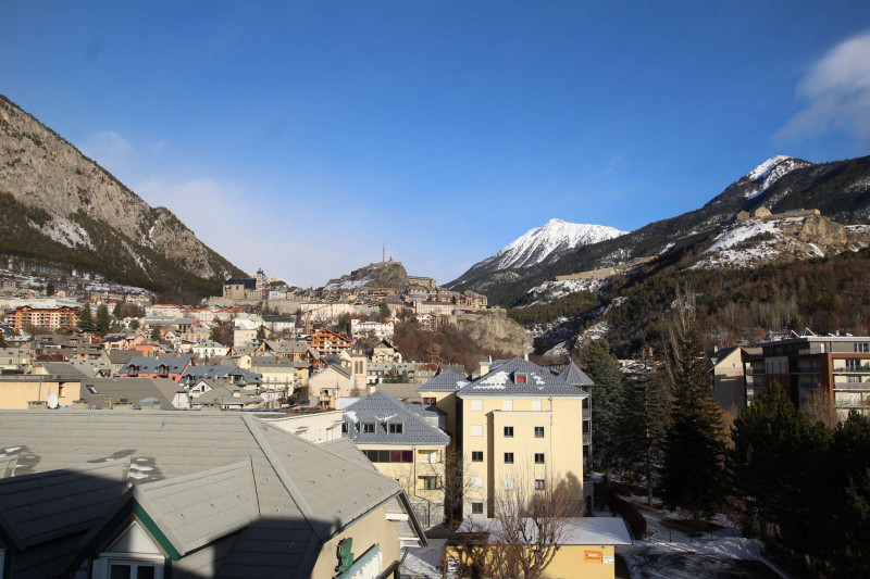 _clients_210510004_photos_13608m_10049198 _clients_210510004_photos_13608m_10049198