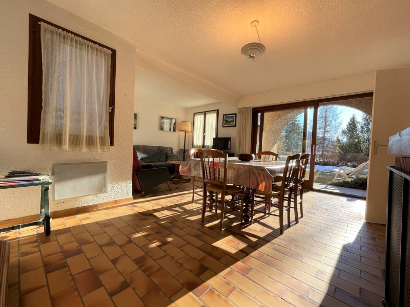 _clients_210510004_photos_15094j_10116366