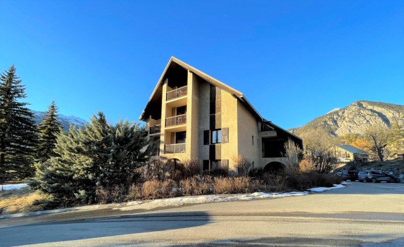 _clients_210510004_photos_15094x_10848402