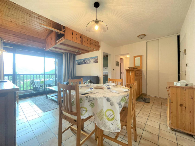 _clients_210510004_photos_17153h_10743872