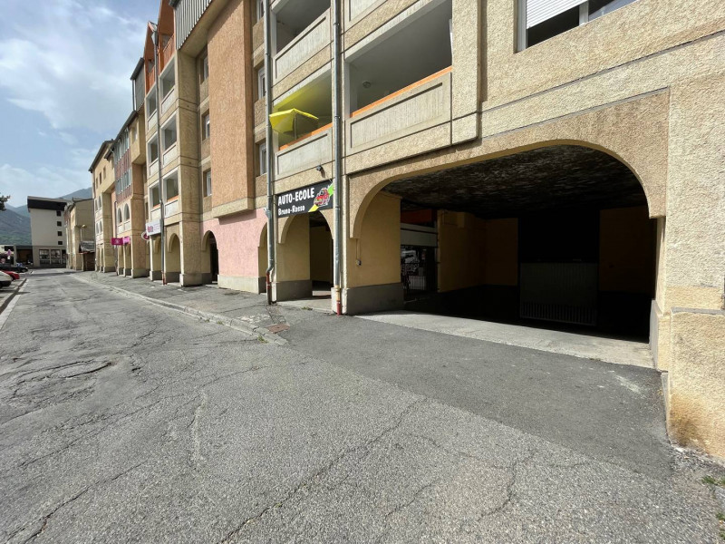 _clients_210510004_photos_17383t_9989578 _clients_210510004_photos_17383t_9989578