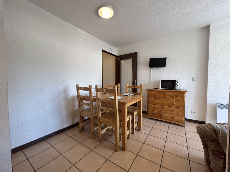 _clients_210510004_photos_20412p_10582436