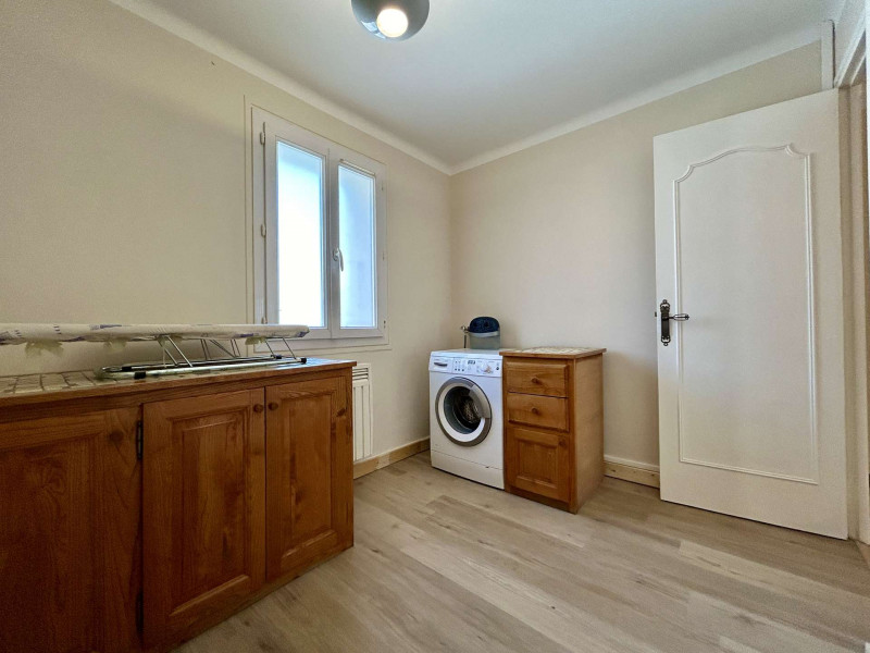 _clients_210510004_photos_20550i_10306995