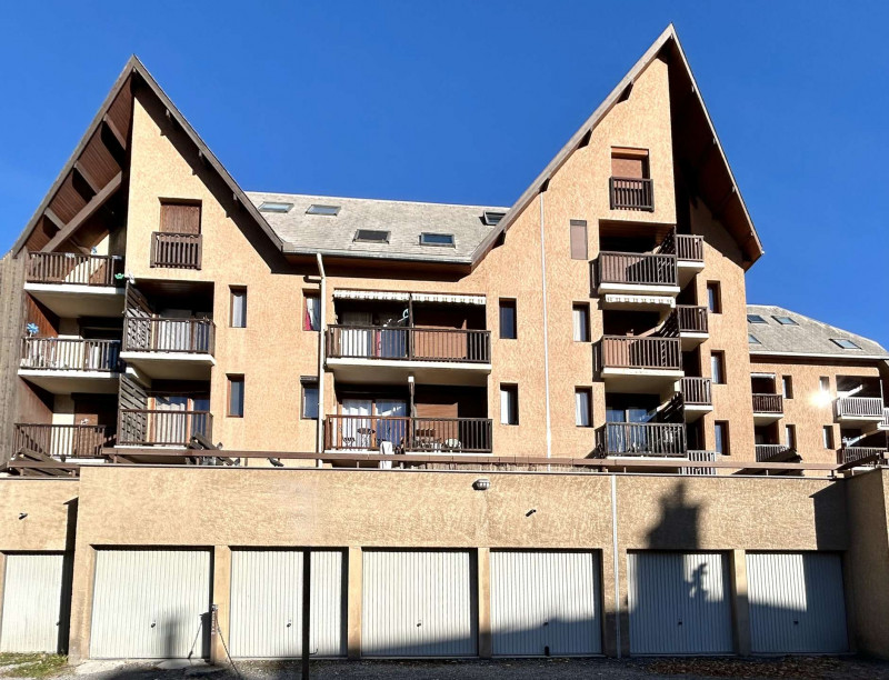 _clients_210510004_photos_23900q_10375324