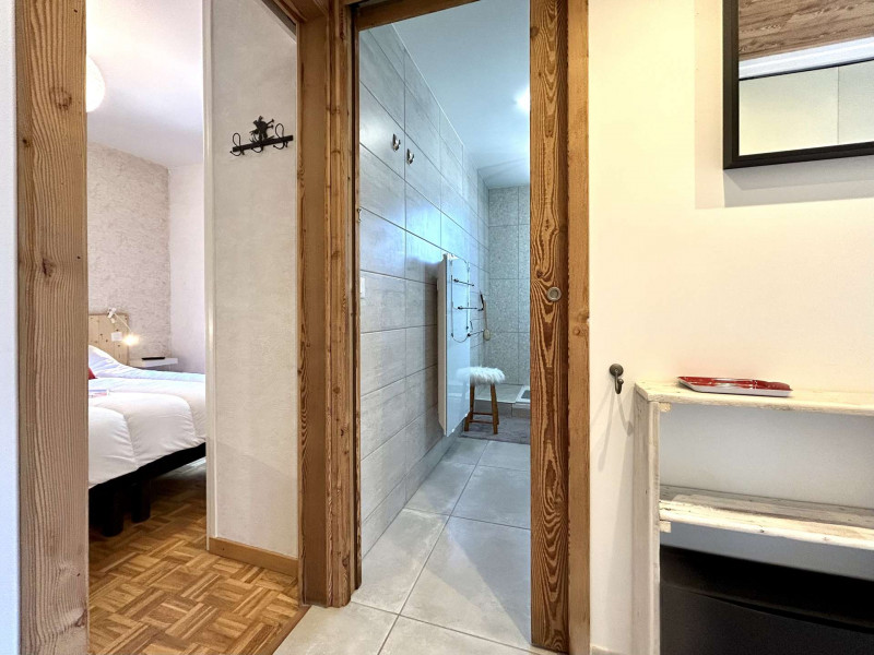 _clients_210510004_photos_23990k_10146665