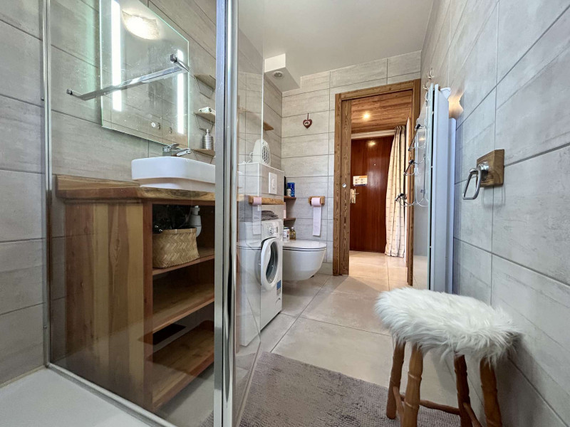 _clients_210510004_photos_23990m_10721386