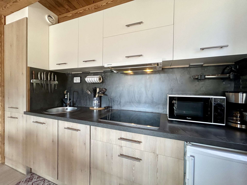 _clients_210510004_photos_23990p_10261427 _clients_210510004_photos_23990p_10261427