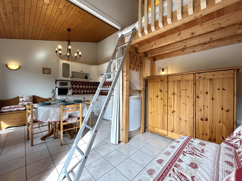 _clients_210510004_photos_24159o_9723641