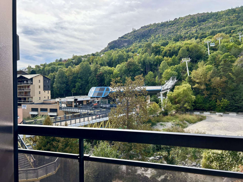 _clients_210510004_photos_24159s_10475238