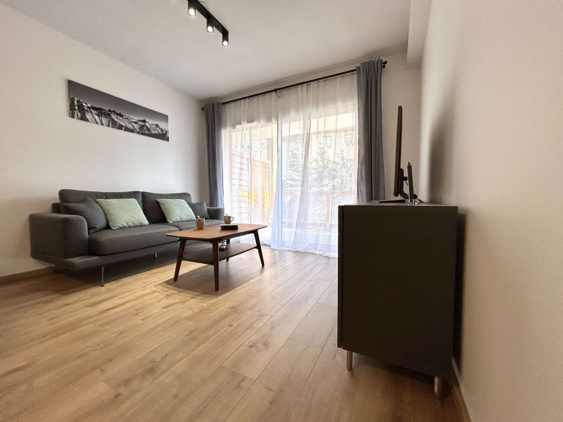 _clients_210510004_photos_24465i_10643929