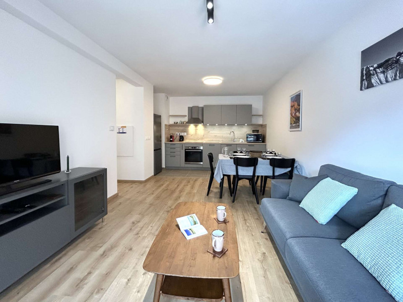 _clients_210510004_photos_24465k_10901616