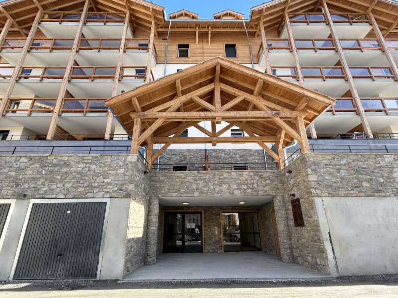 _clients_210510004_photos_24465z_9768876