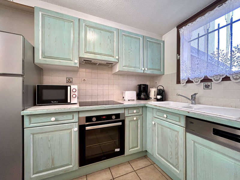 _clients_210524001_photos_10915h_10559822