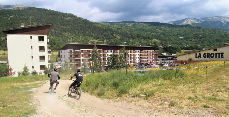 _clients_210524001_photos_10921p_10269120