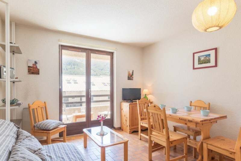 _clients_210524001_photos_11049b_9914202 _clients_210524001_photos_11049b_9914202