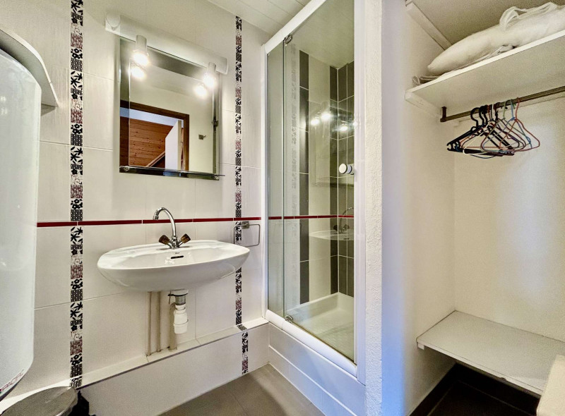 _clients_210524001_photos_11076m_9892097 _clients_210524001_photos_11076m_9892097