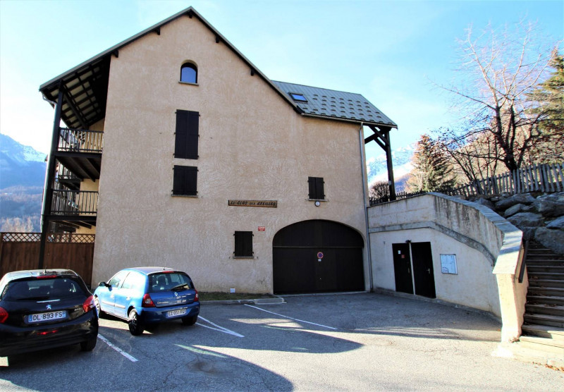 _clients_210524001_photos_11076q_9990326