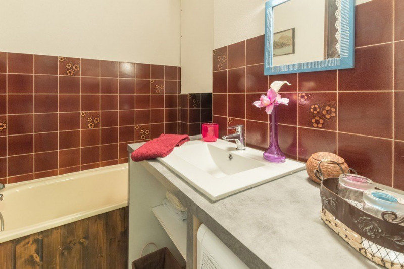 _clients_210524001_photos_11079j_10879672