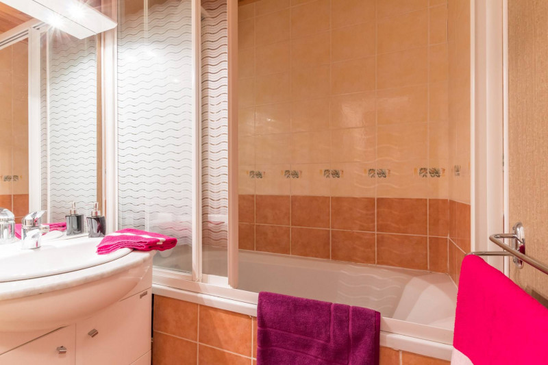 _clients_210524001_photos_11153h_10522274