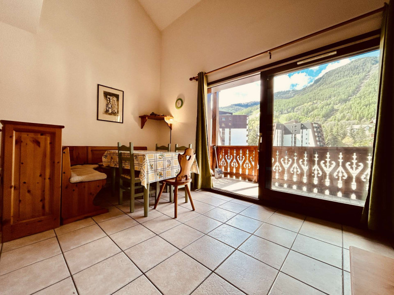 _clients_210524001_photos_11165a_9862497 _clients_210524001_photos_11165a_9862497