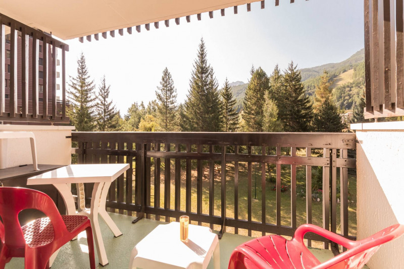 _clients_210524001_photos_11184h_9892872