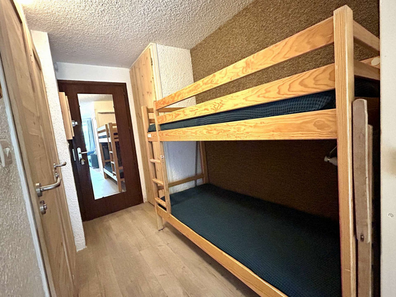 _clients_210524001_photos_11203g_9991213